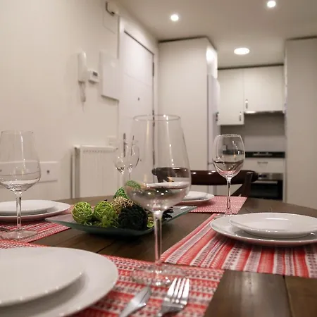 Plaza Monterrey Parking Opcional By Salamancavacacional Apartament Salamanka